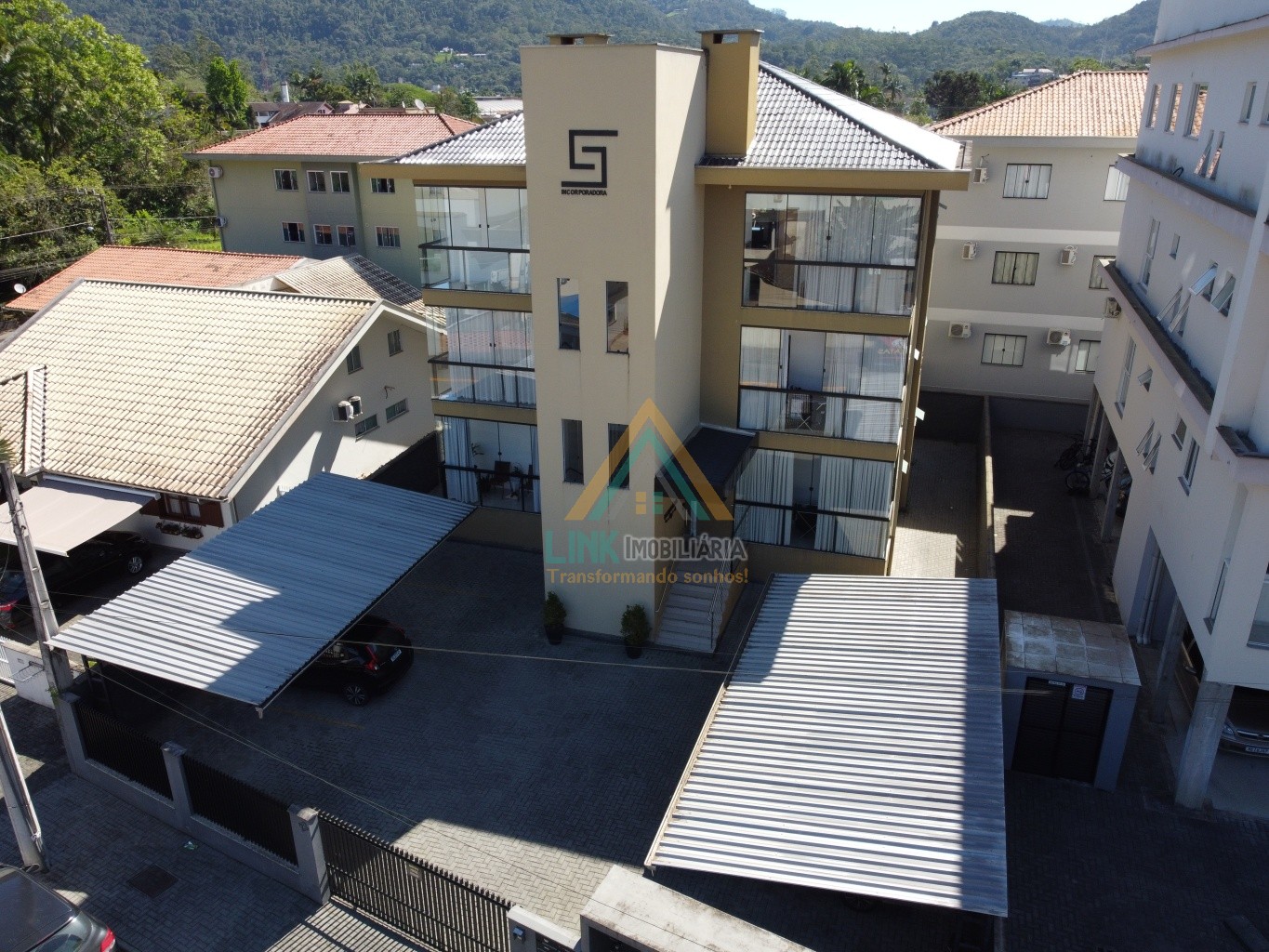 Apartamento no Condomínio Residencial GD, com 67,16m de Área Privativa, no Centro da cidade de Pomerode. - foto 1