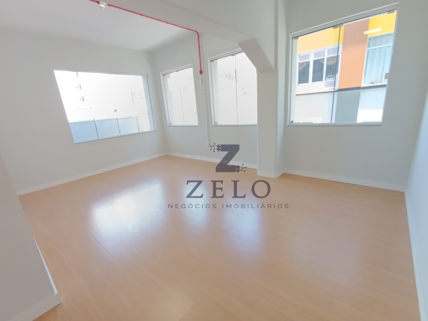 Sala Comercial de 273m² no bairro Centro, em Blumenau | Eu Corretor