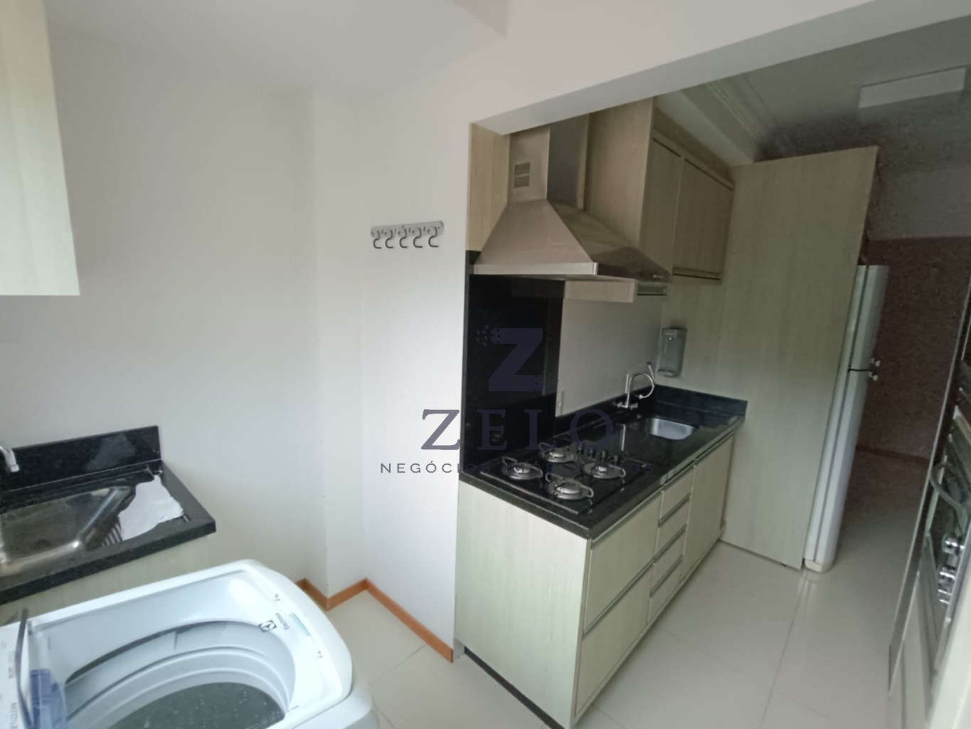 Área de Serviço e Cozinha