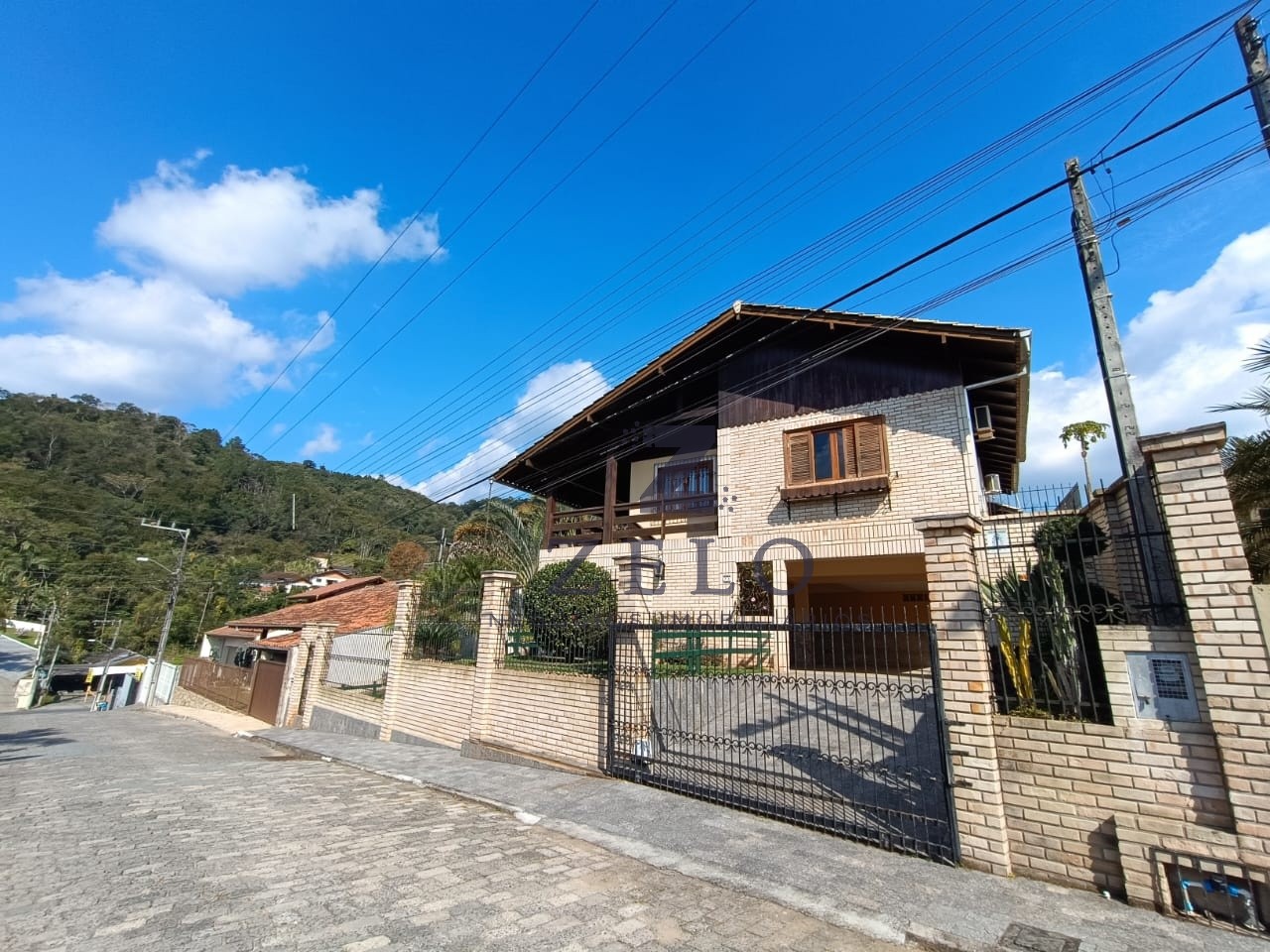 Casa de 4 quartos, 251m² no bairro Velha, em Blumenau | Eu Corretor