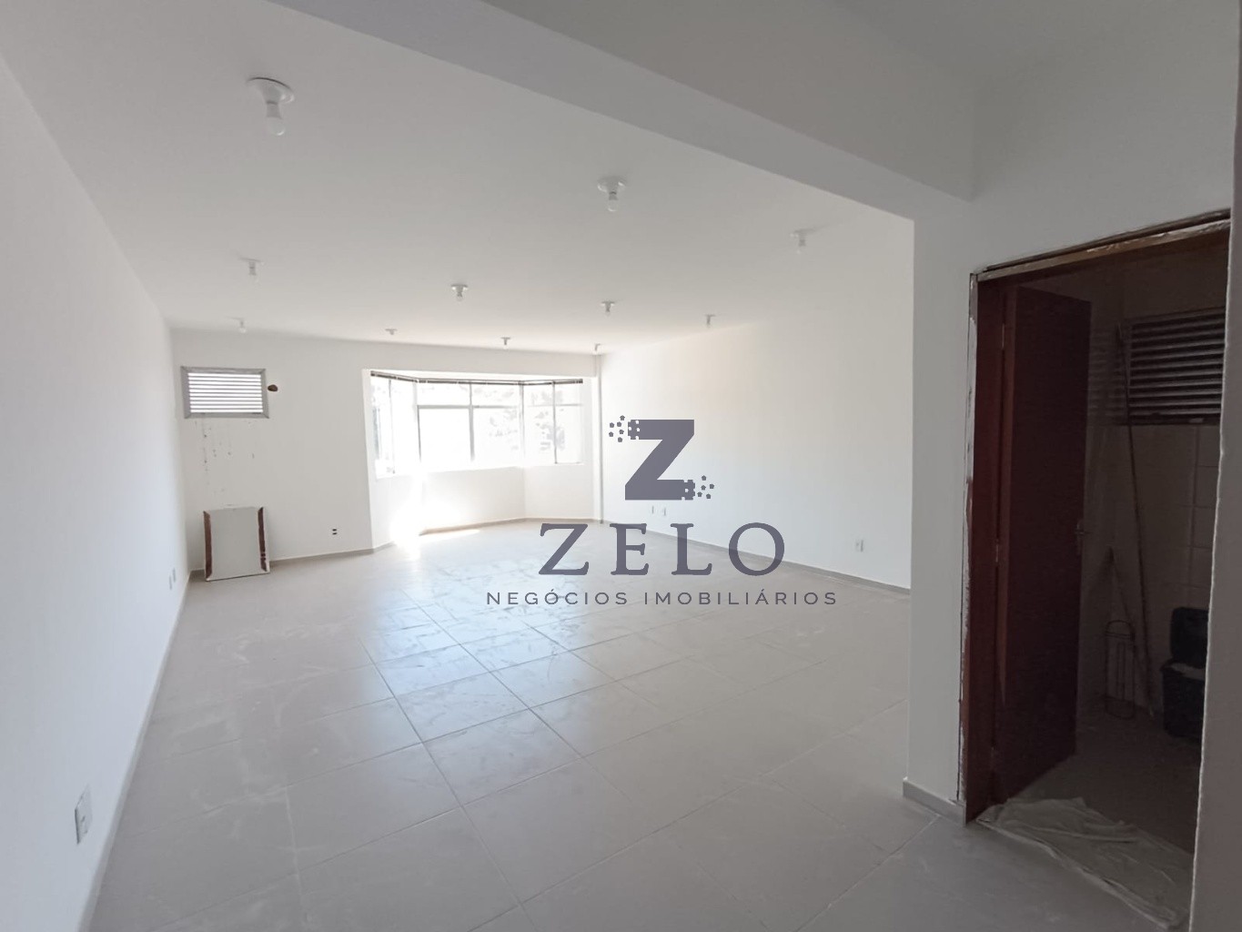 Sala Comercial de 49m² no bairro Centro, em Blumenau | Eu Corretor