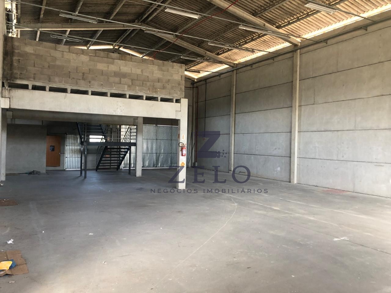 Amplo Galpão no bairro Itoupava Central - Em Condomínio — foto 4