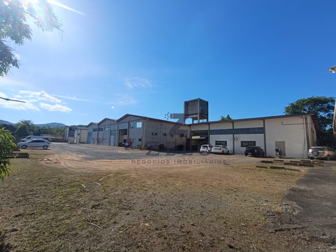 Amplo Galpão no bairro Itoupava Central - Em Condomínio — foto 2