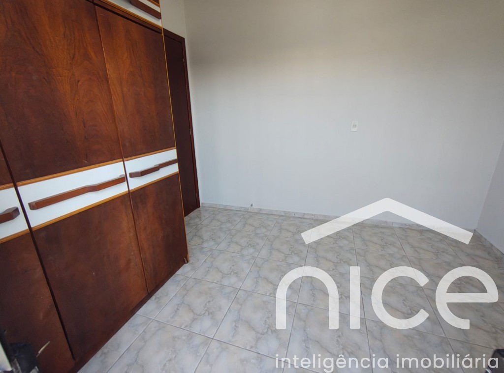 Quarto 5 (2º andar)