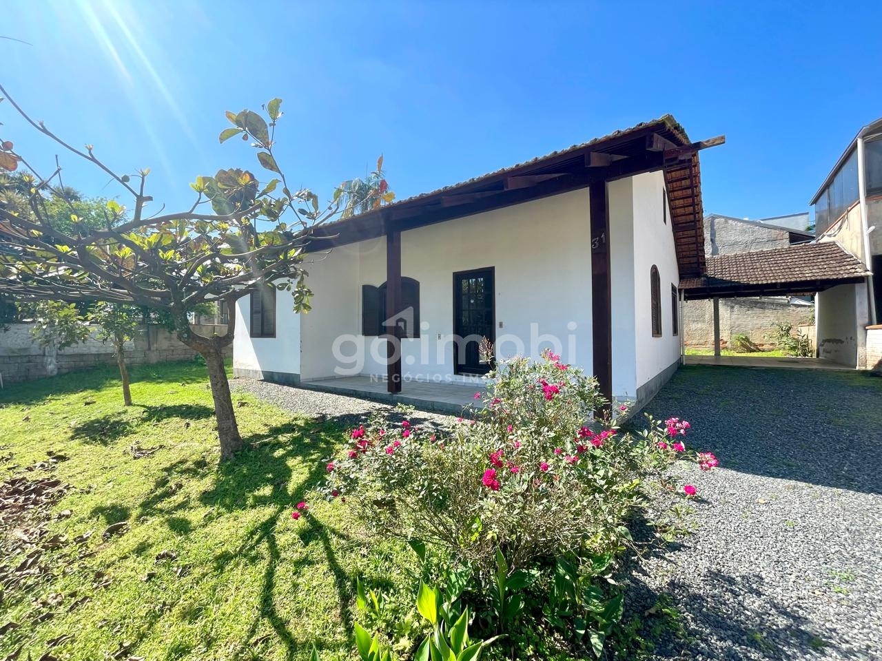 Casa em terreno grande no bairro das Capitais em Timbó-SC - foto 1