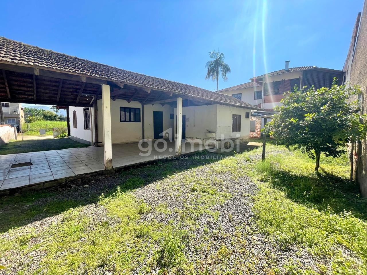 Casa em terreno grande no bairro das Capitais em Timbó-SC — foto 4