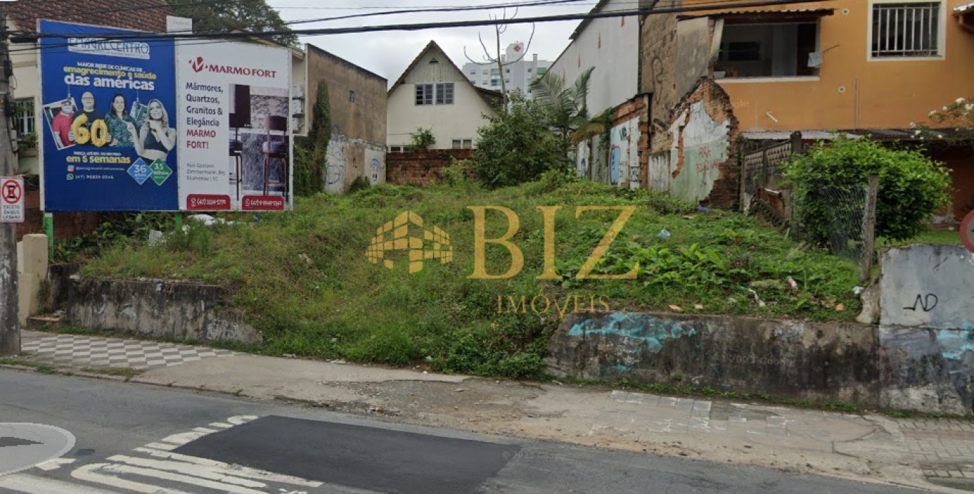 Lote/Terreno de 325m² no bairro Victor Konder, em Blumenau | Eu Corretor