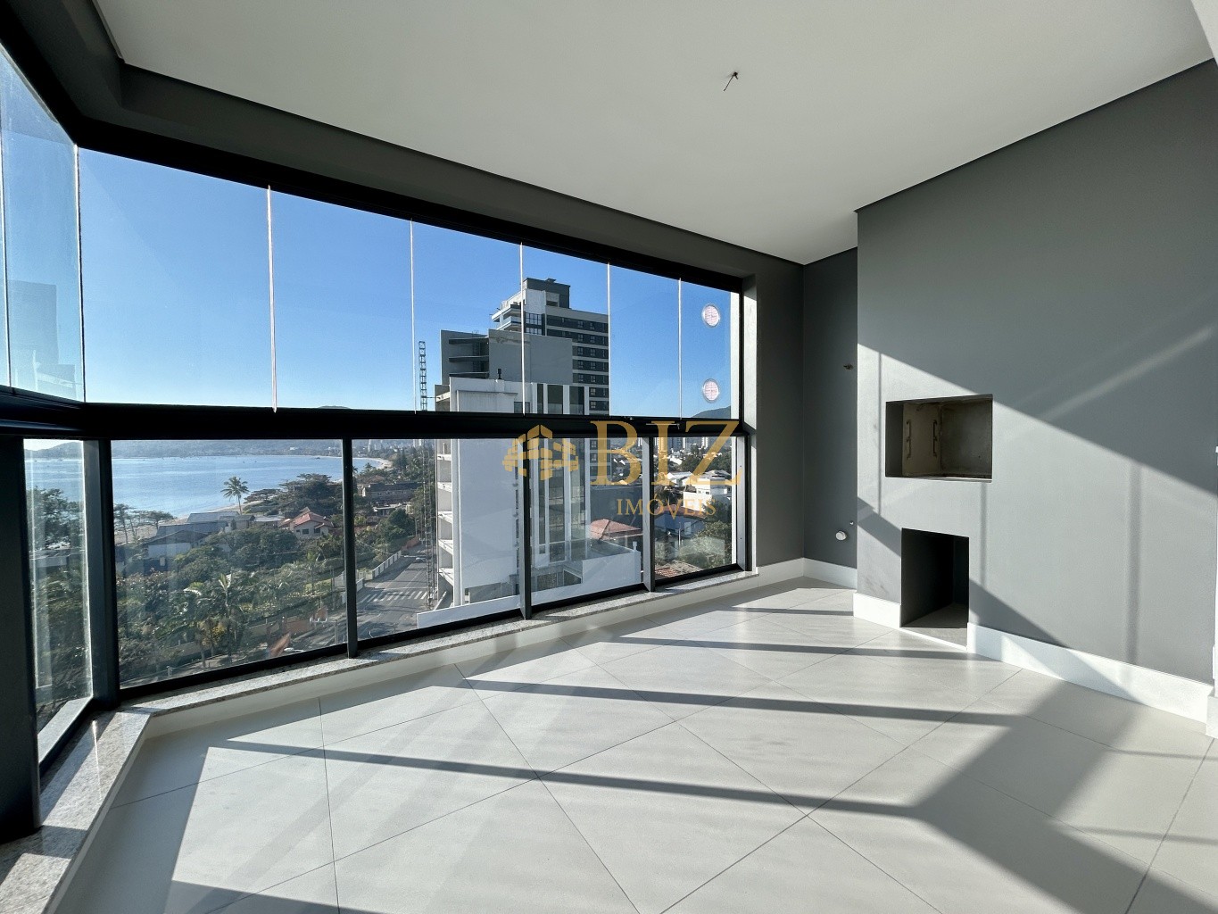 Apartamento de 3 quartos, 96m² no bairro Armação, em Penha | Eu Corretor