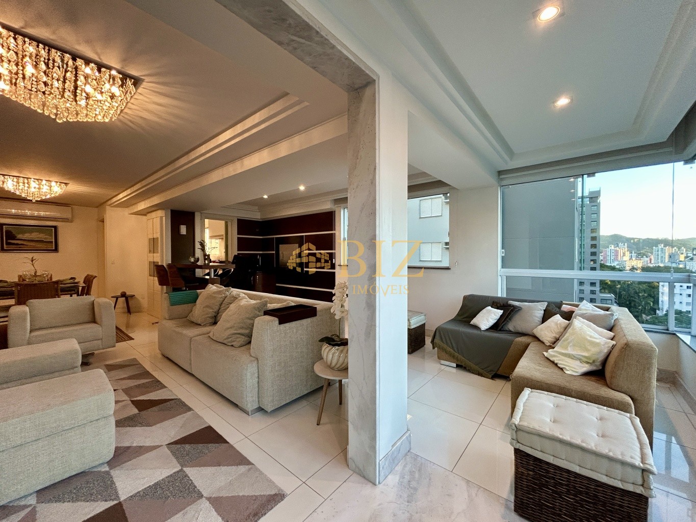 Apartamento de 3 quartos, 170m² no bairro Victor Konder, em Blumenau | Eu Corretor