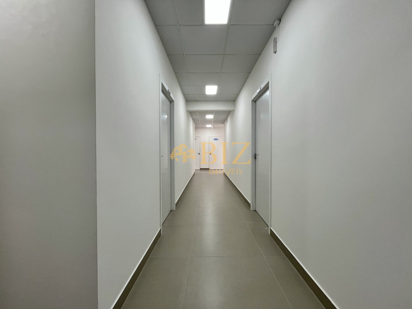 Sala Comercial de 80m² no bairro Velha Central, em Blumenau | Eu Corretor