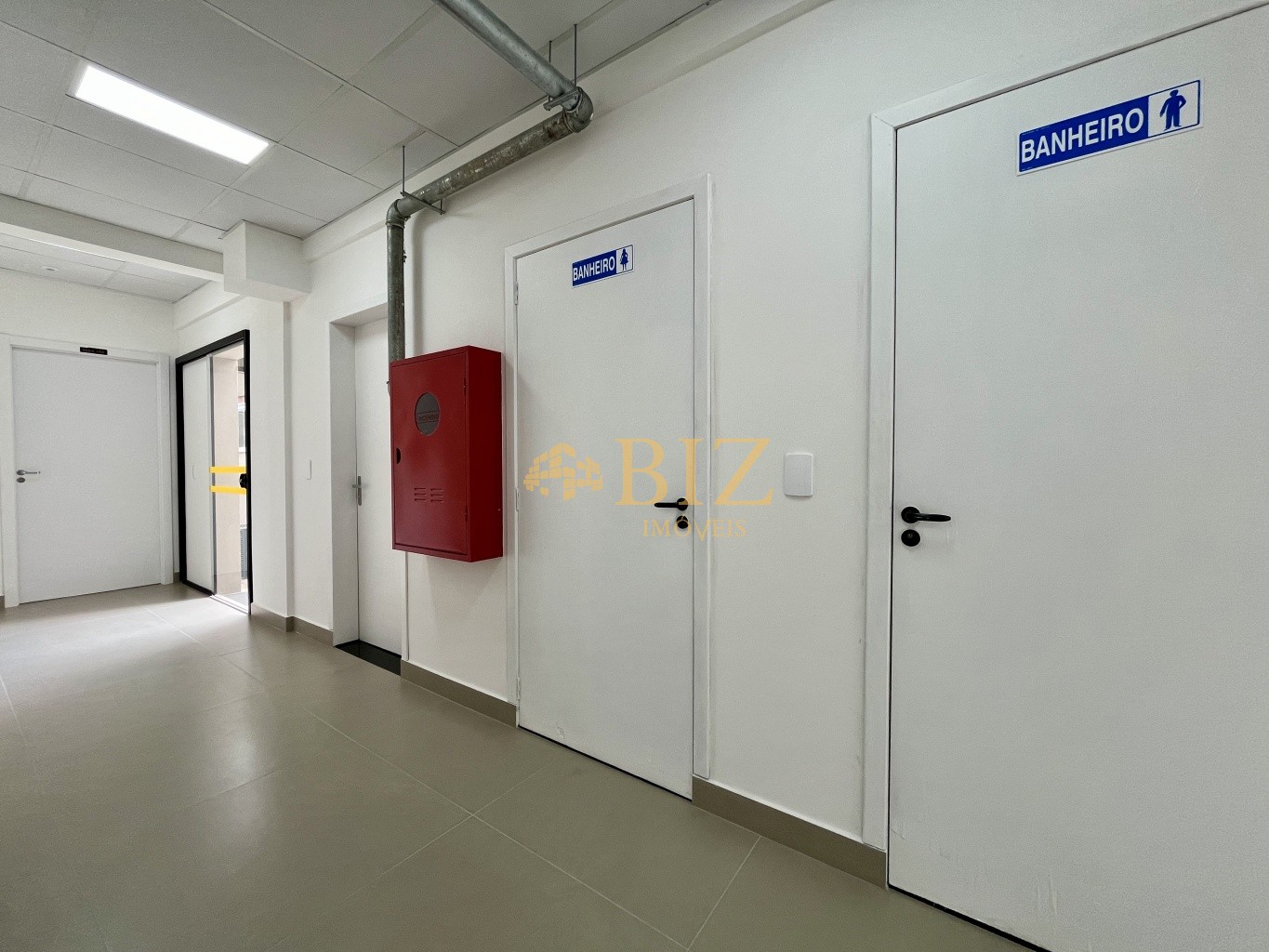 Sala Comercial de 80m² no bairro Velha Central, em Blumenau | Eu Corretor