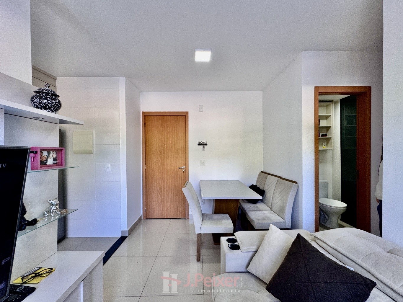 Apartamento de 02 quartos, sacada com churrasqueira e piscina, na Rua Johann Ohf, Água Verde - Blumenau — foto 6