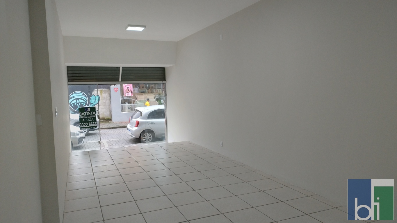 LOJA TERREA - CENTRO - BLUMENAU - foto 1