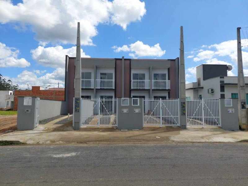 Casa com 2 dormitórios no bairro Três Rios do Norte em Jaraguá do Sul/SC - Urbana Imóveis - Imobiliária em Jaraguá do Sul