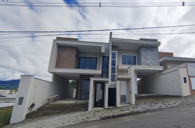 Casa com 3 quartos no Loteamento Montreal em Jaraguá do Sul/SC