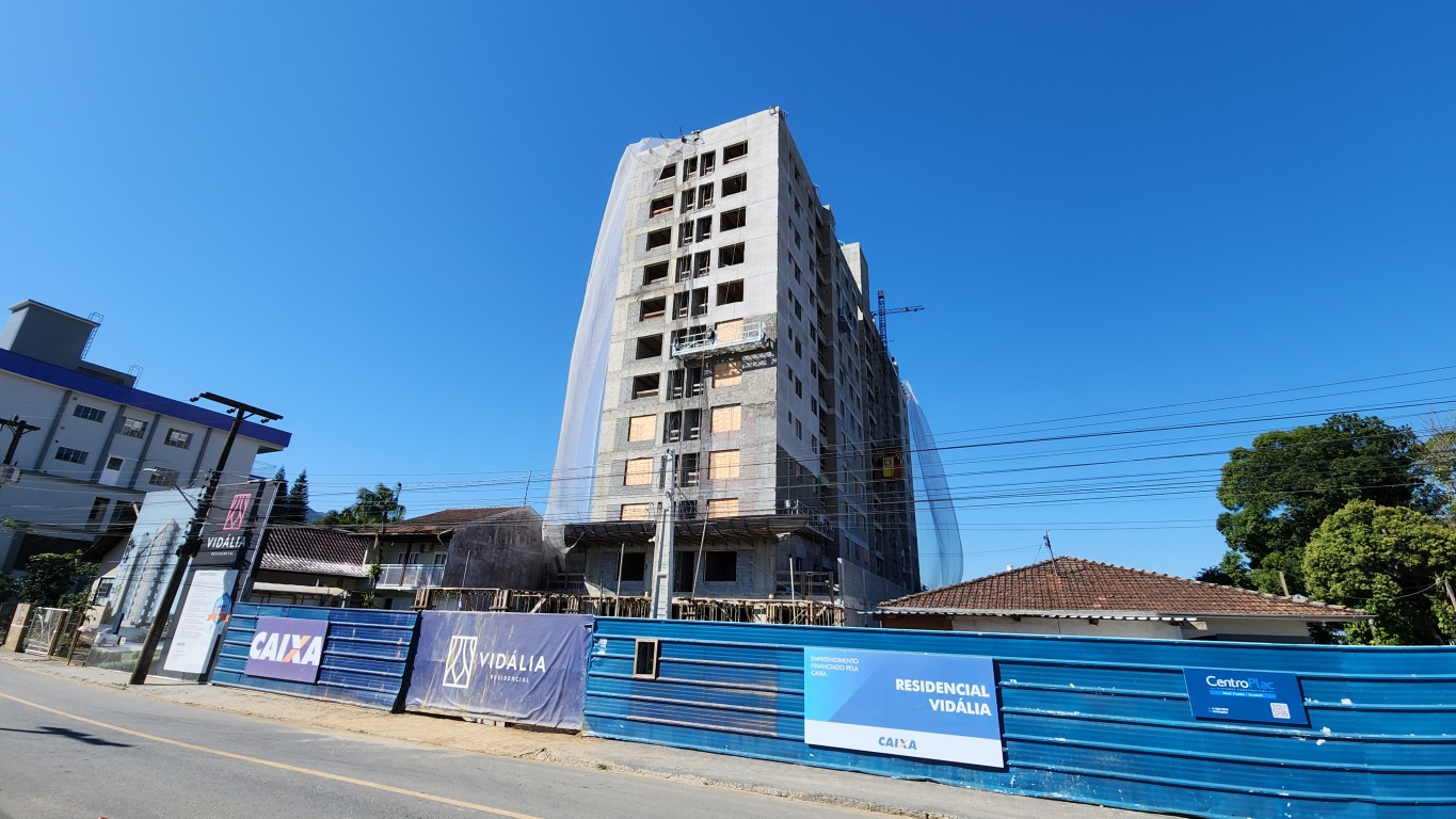 Apartamento garden no Vidália com 3 quartos e terraço no Baependi