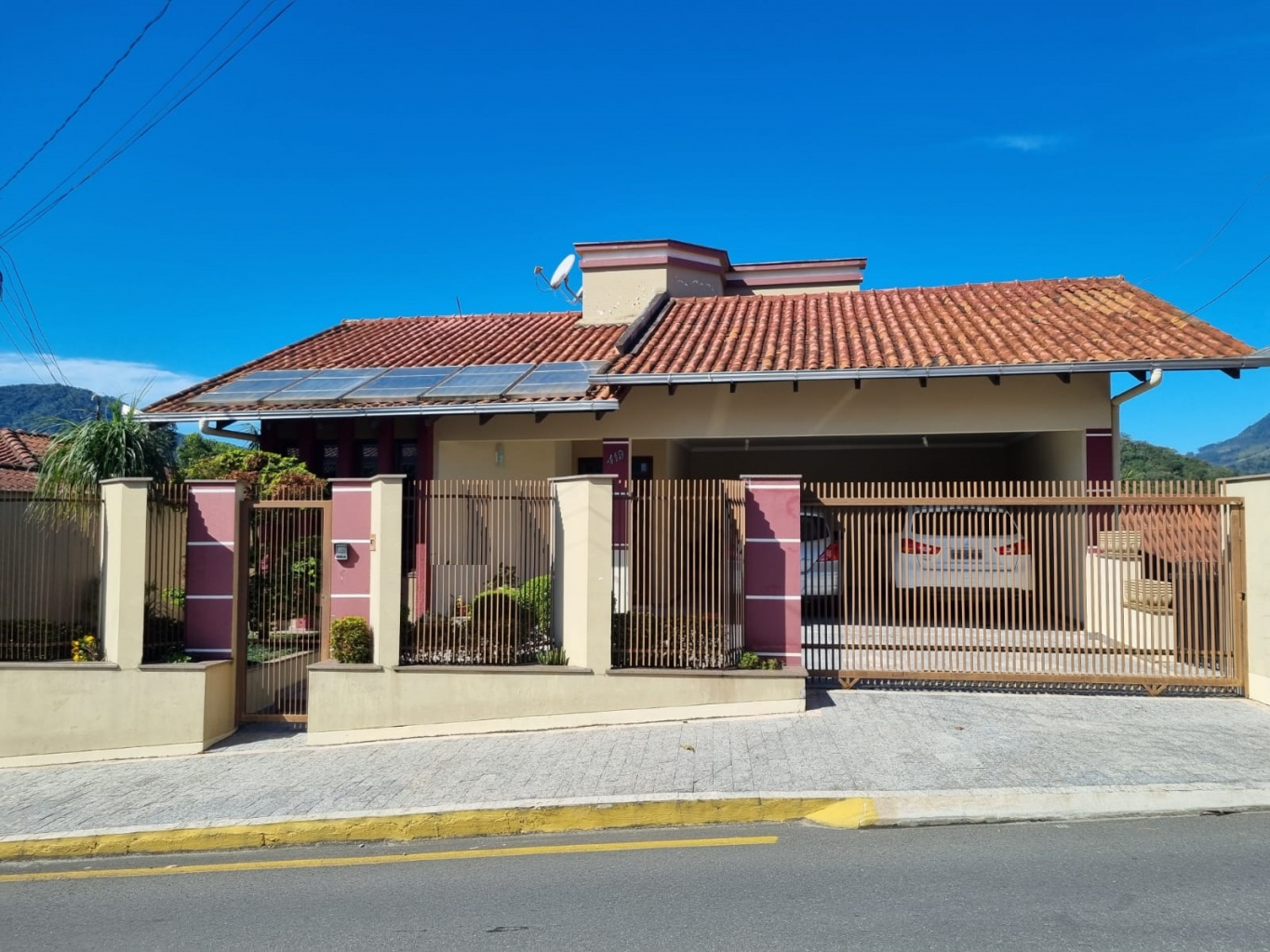 Casa com 4 quartos no bairro Vila Lenzi em Jaraguá do Sul/SC - Urbana Imóveis - Imobiliária em Jaraguá do Sul