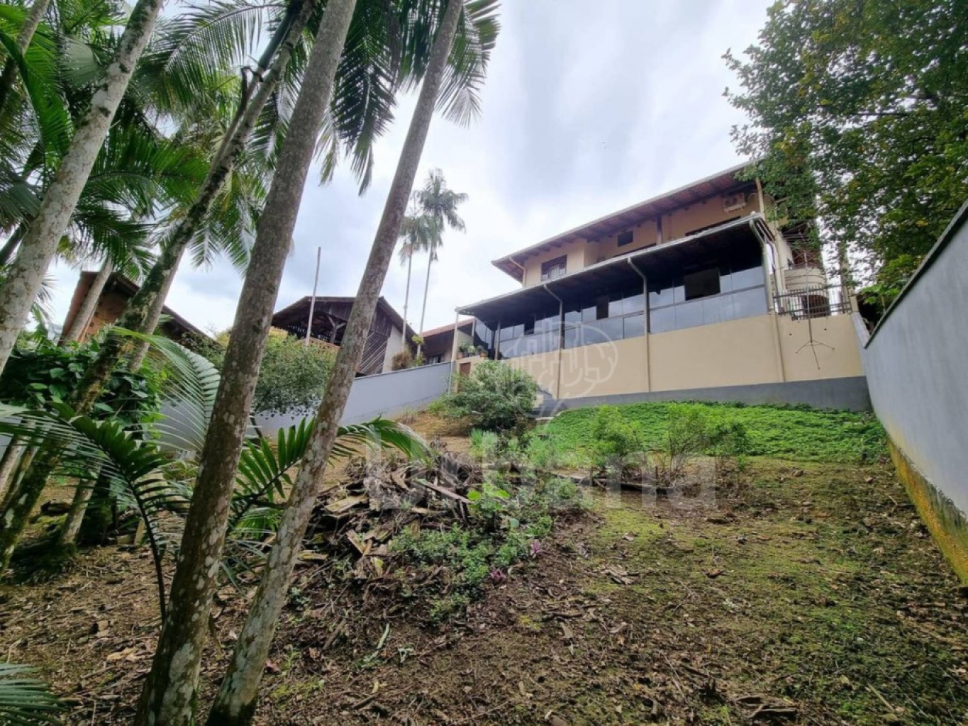 Casa com 4 quartos no bairro Vila Lenzi em Jaraguá do Sul/SC - Urbana Imóveis - Imobiliária em Jaraguá do Sul