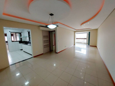 Apartamento no bairro Centro com 3 dormitórios em Jaraguá do Sul/SC