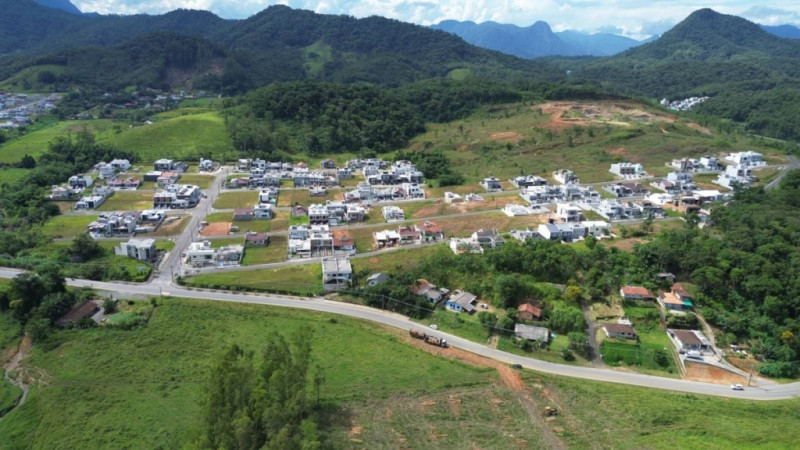Terreno Três Rios do Norte no Loteamento Montreal em Jaraguá do Sul | Urbana Imóveis