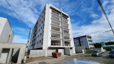Edifício Arpoador em Jaraguá do Sul - 1 Suíte + 2 Demi-Suítes no Czerniewicz
