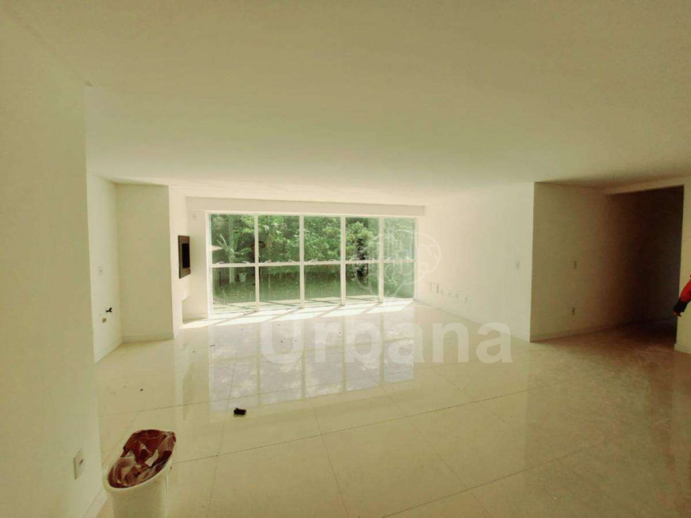 Apartamento com 3 suítes no Centro de Jaraguá do Sul