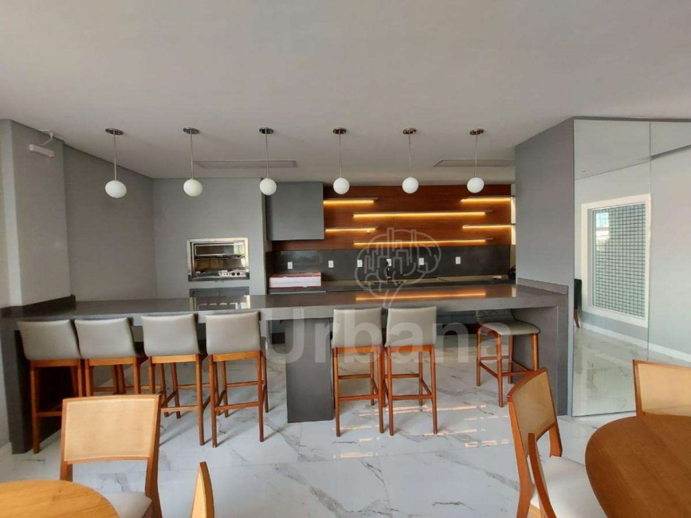 Apartamento com 3 suítes no Centro de Jaraguá do Sul