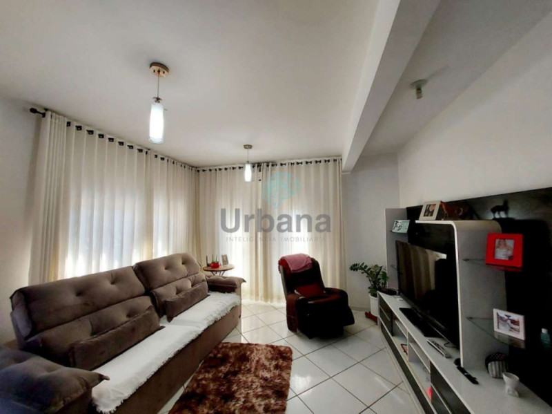 Casa com 5 quartos no bairro Vila Lenzi - Jaraguá do Sul - Urbana Imóveis - Imobiliária em Jaraguá do Sul