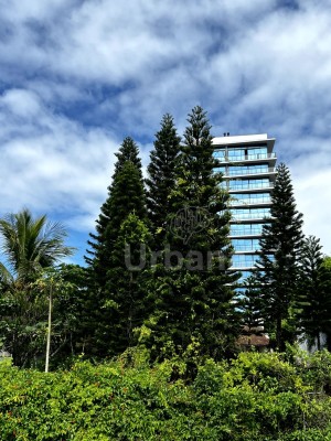 Apartamento com 3 dormitórios no Centro de Piçarras/SC