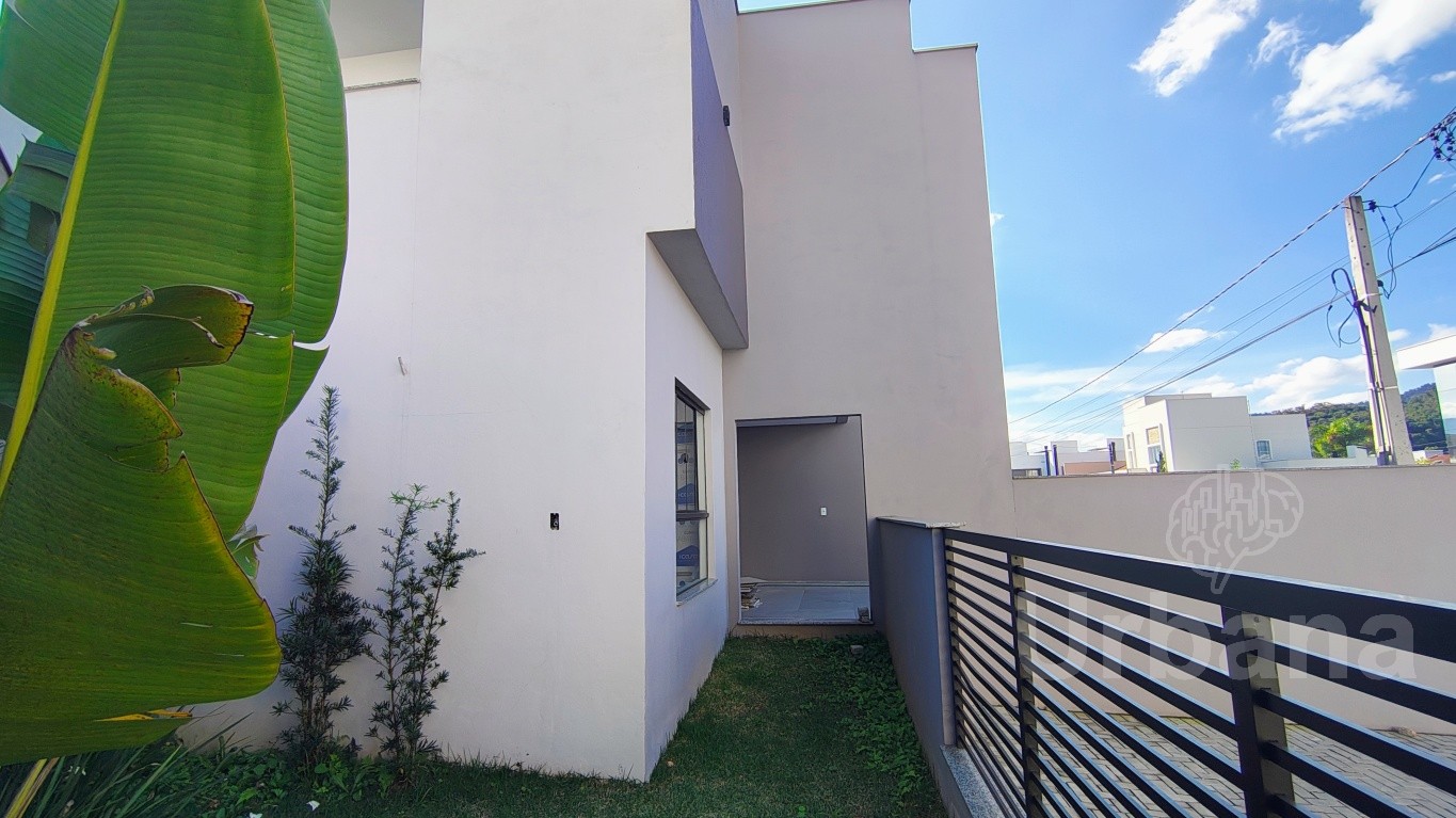 Casa no bairro Amizade com 3 quartos em Jaraguá do Sul