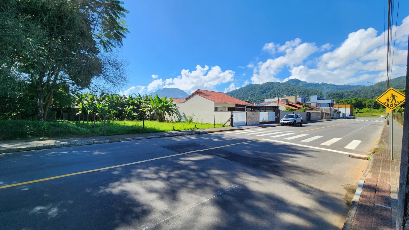 Terreno em Jaraguá do Sul no bairro Jaraguá Esquerdo - Urbana Imóveis - Imobiliária em Jaraguá do Sul