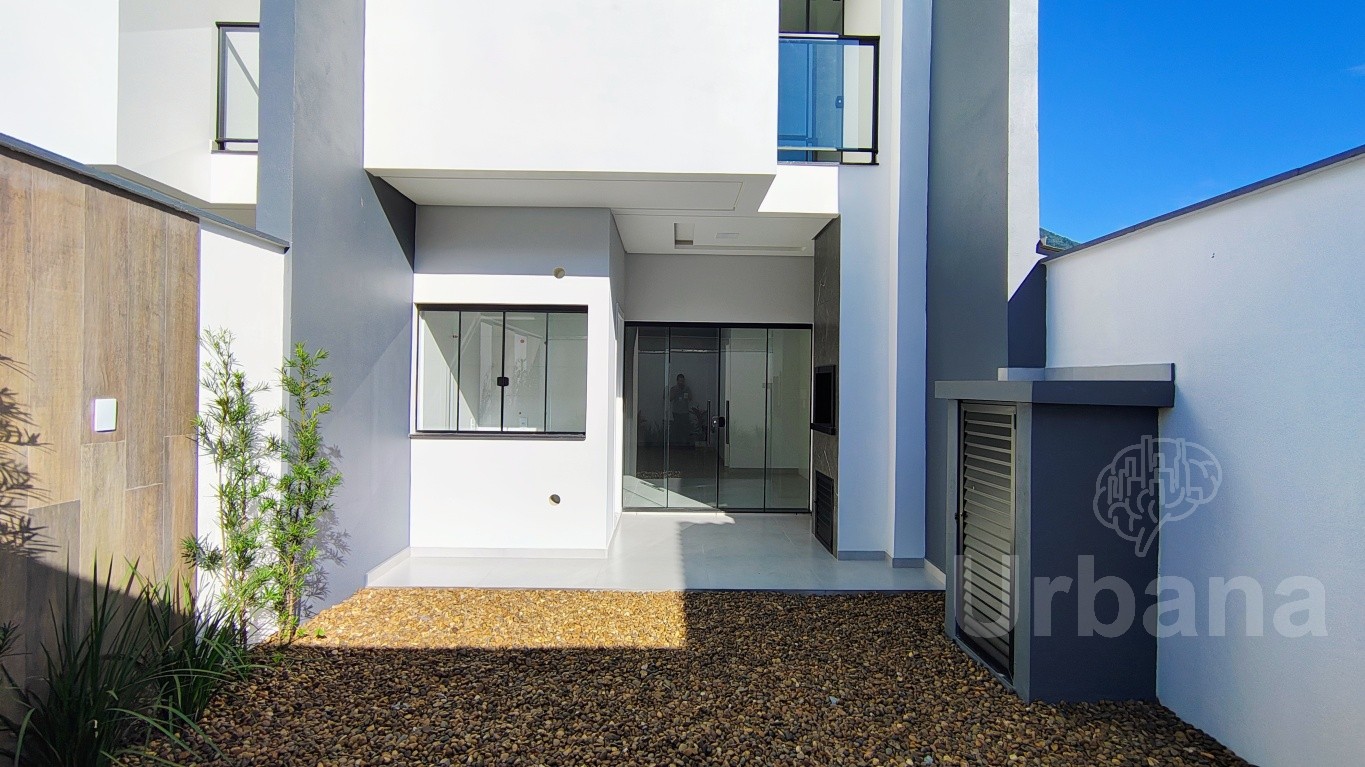 Casa geminada com 3 quartos no bairro Ilha da Figueira em Jaraguá do Sul