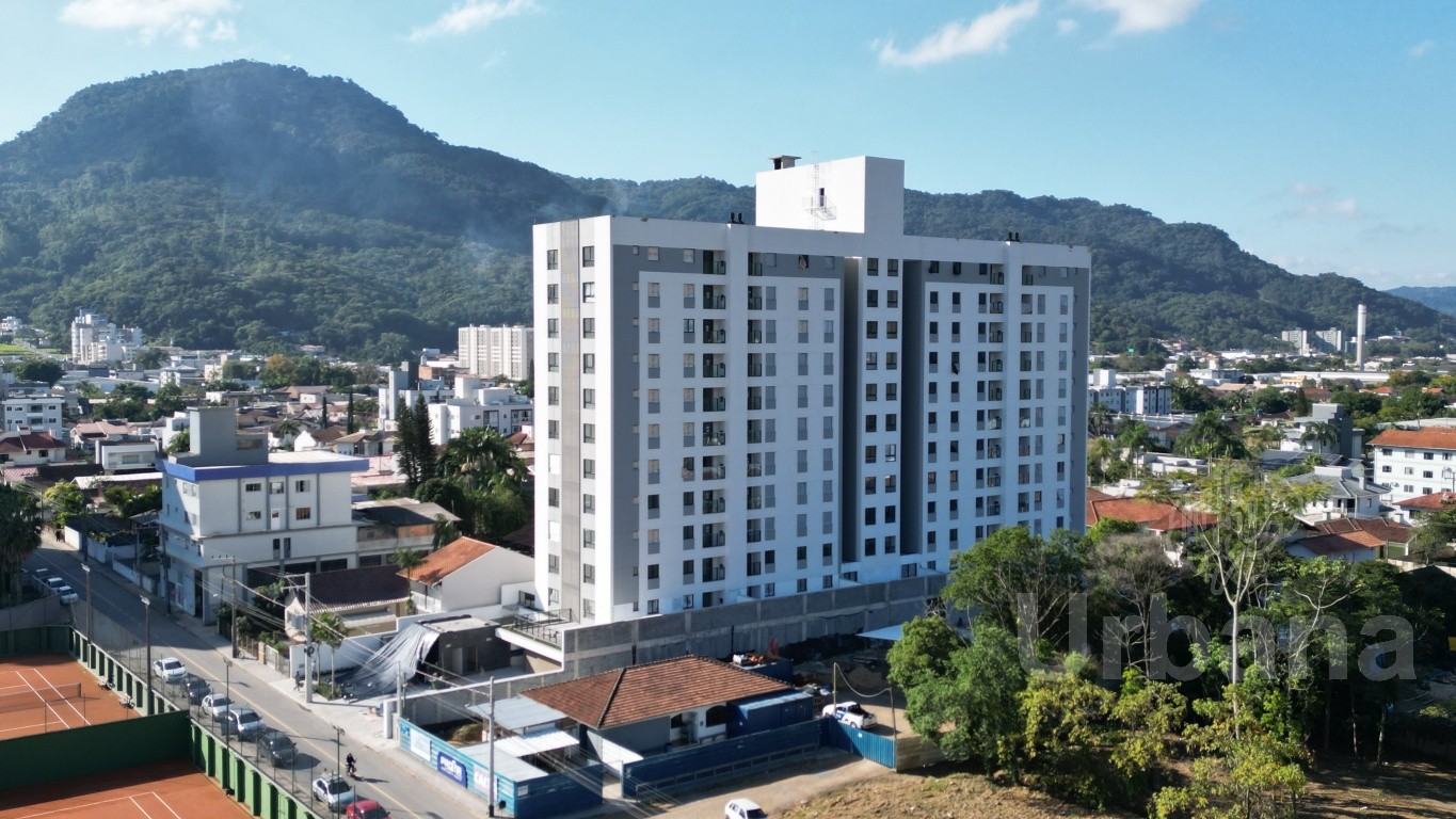Apartamento no Vidália com 3 dormitórios em Jaraguá do Sul