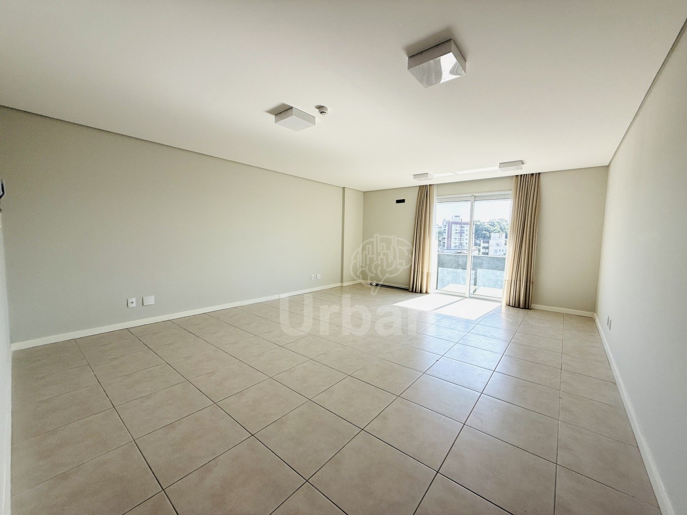 Sala comercial à venda no Blue Chip Centro Executivo em Jaraguá do Sul