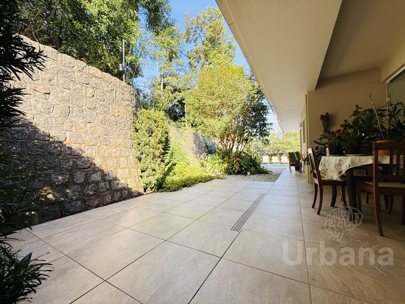 Casa com Piscina no bairro Amizade – Jaraguá do Sul | Urbana Imóveis