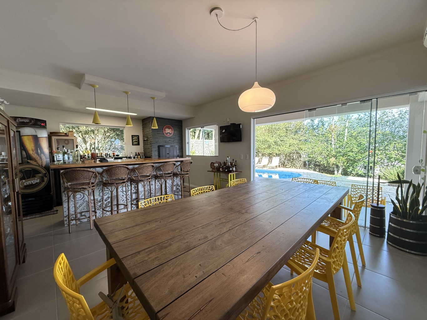 Casa com Piscina no bairro Amizade – Jaraguá do Sul | Urbana Imóveis