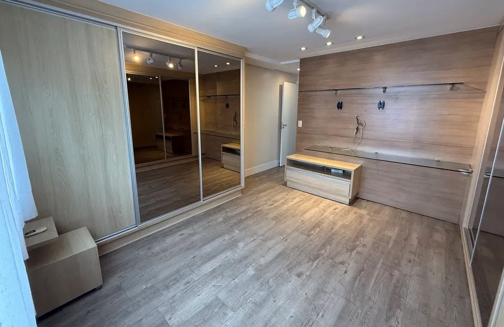 Apartamento mobiliado à venda no Centro de Jaraguá do Sul – 3 dormitórios, 2 vagas e 107m² privativos