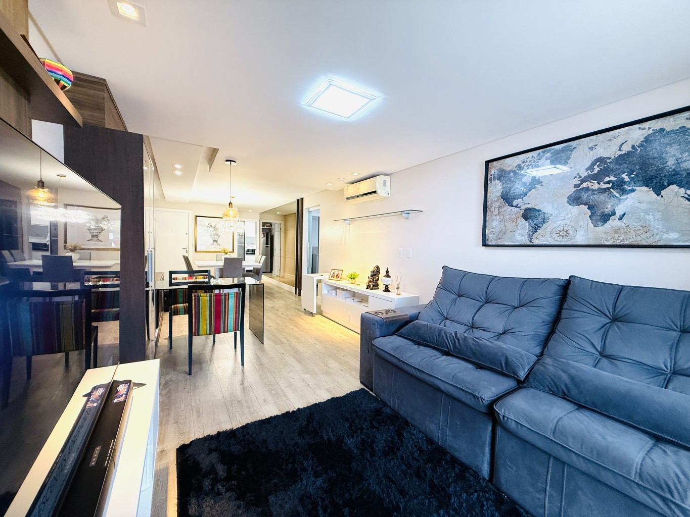 Apartamento mobiliado à venda no Centro de Jaraguá do Sul – 3 dormitórios, 2 vagas e 107m² privativos