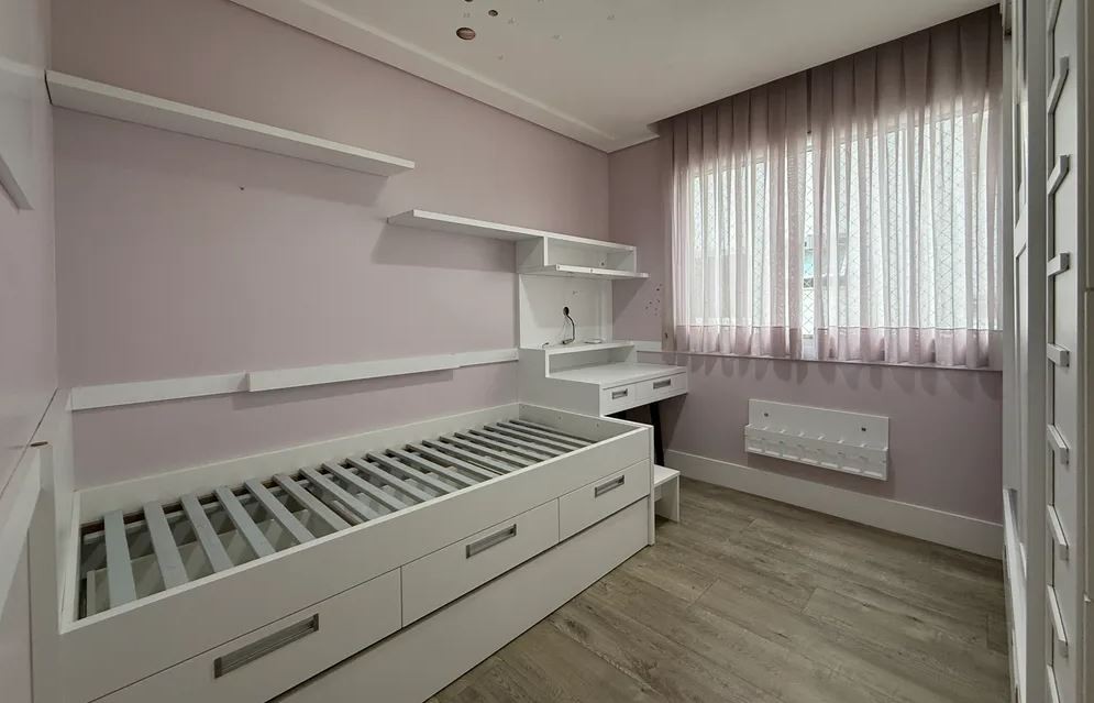 Apartamento mobiliado à venda no Centro de Jaraguá do Sul – 3 dormitórios, 2 vagas e 107m² privativos