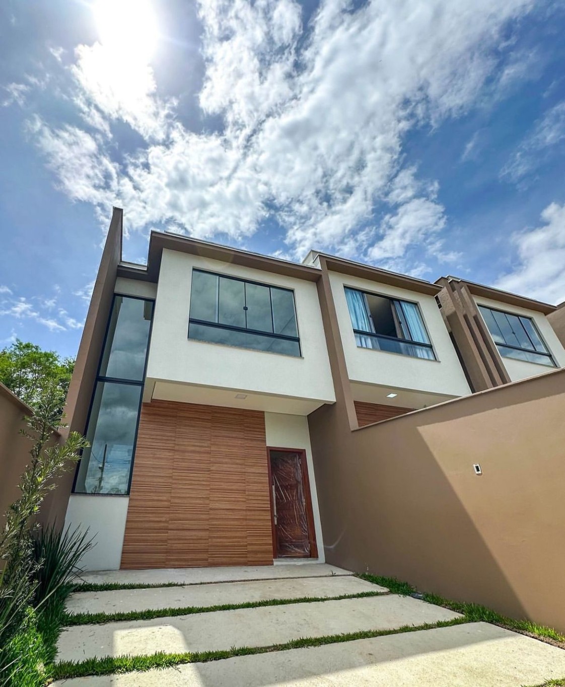 Casa geminada no bairro Rio Molha com 3 quartos - Urbana Imóveis - Imobiliária em Jaraguá do Sul