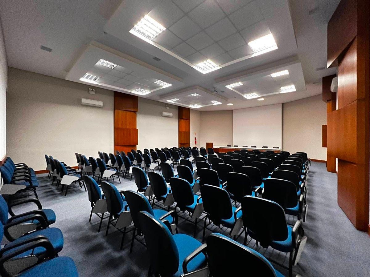 Sala comercial térrea com mezanino no Blue Chip – Centro de Jaraguá do Sul