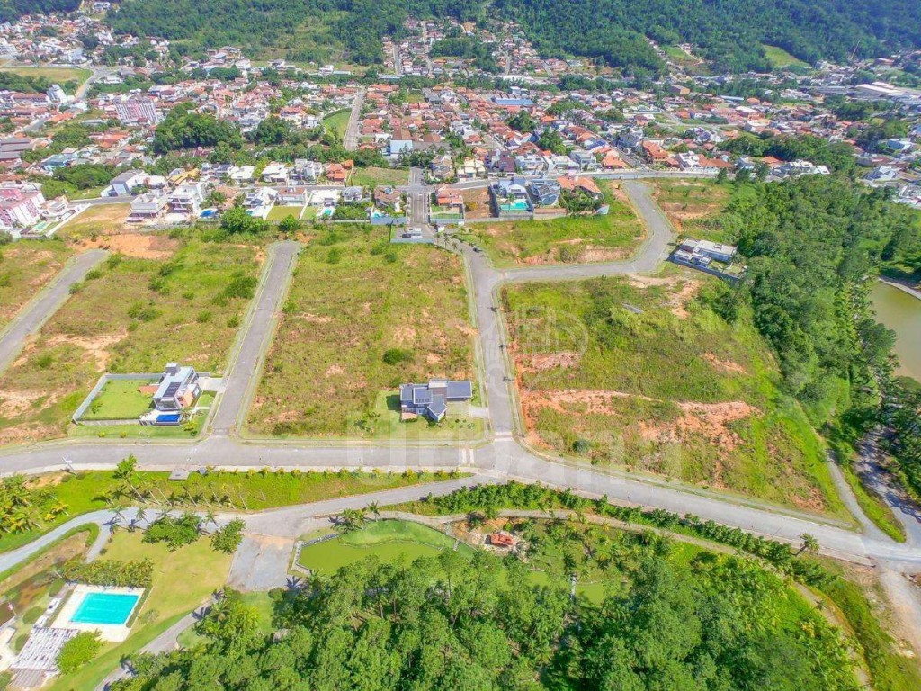 Terreno no bairro Jaraguá Esquerdo em condomínio fechado em Jaraguá do Sul - Urbana Imóveis - Imobiliária em Jaraguá do Sul