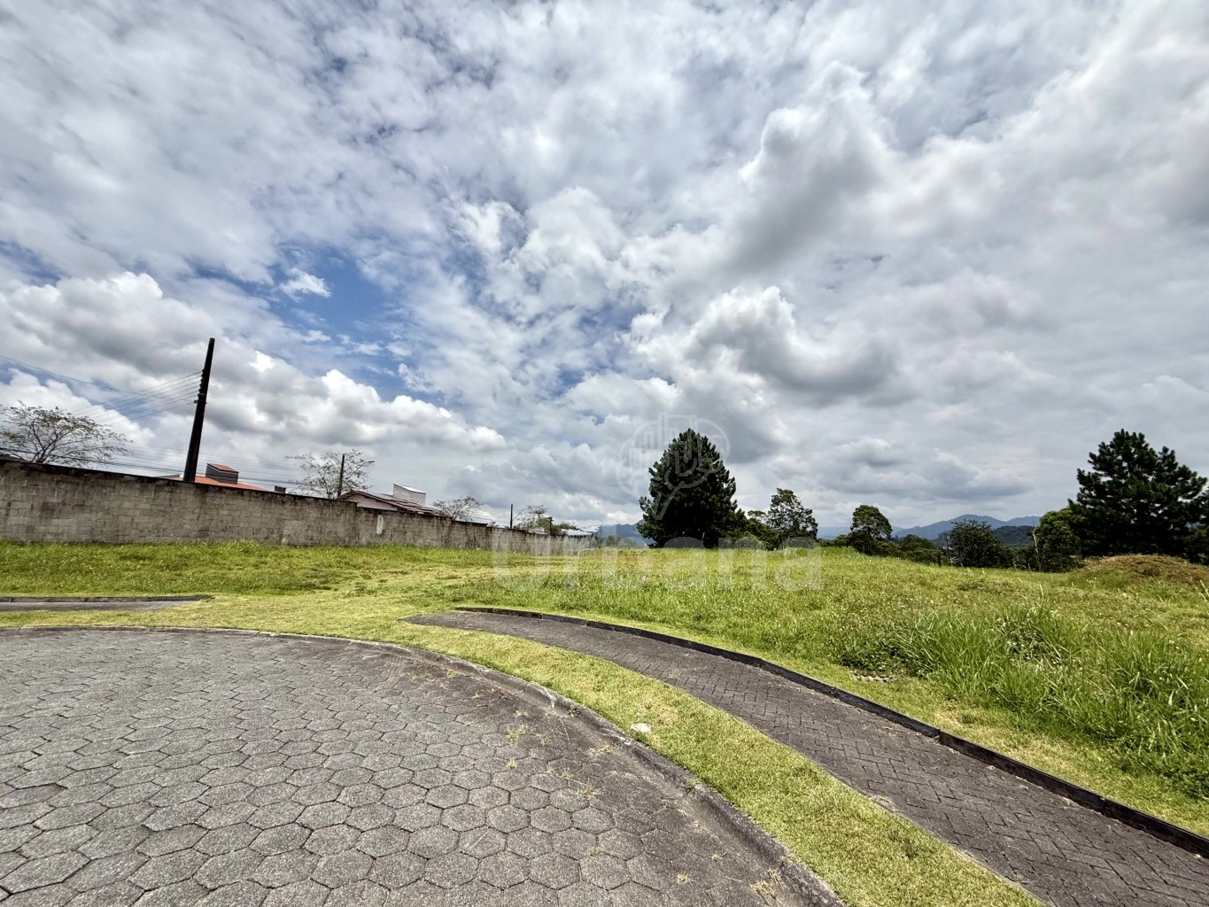 Terreno no bairro Jaraguá Esquerdo em condomínio fechado em Jaraguá do Sul - Urbana Imóveis - Imobiliária em Jaraguá do Sul