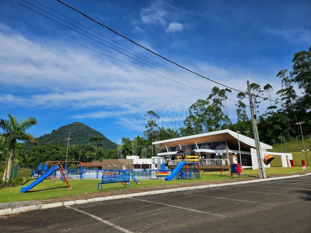 Terreno no Condomínio Duquesa de Chartres em Jaraguá do Sul-SC - Urbana Imóveis - Imobiliária em Jaraguá do Sul