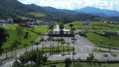 Terreno no Condomínio Duquesa de Chartres em Jaraguá do Sul-SC