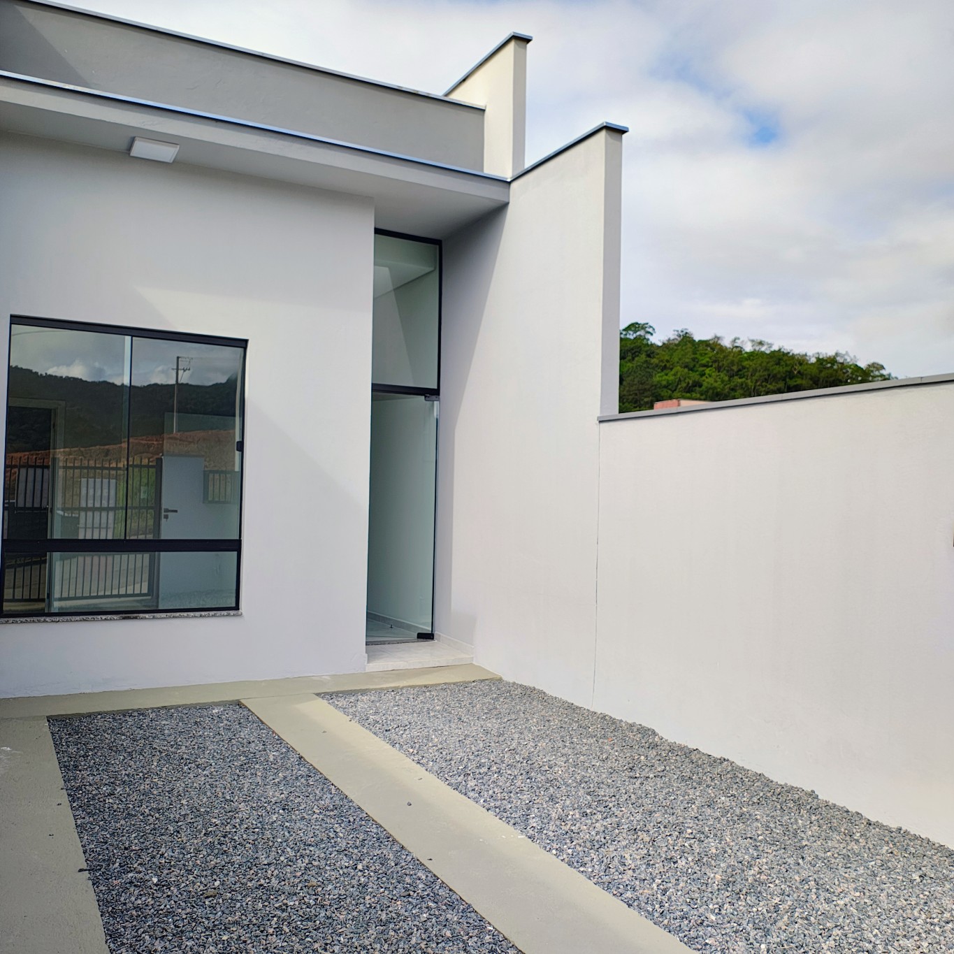 Casa no bairro Três Rios do Norte com 2 dormitórios