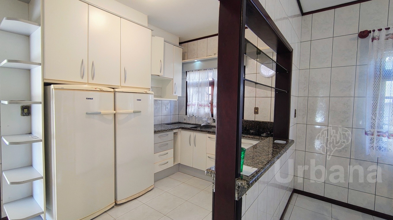 Casa com 3 quartos no bairro Jaraguá Esquerdo