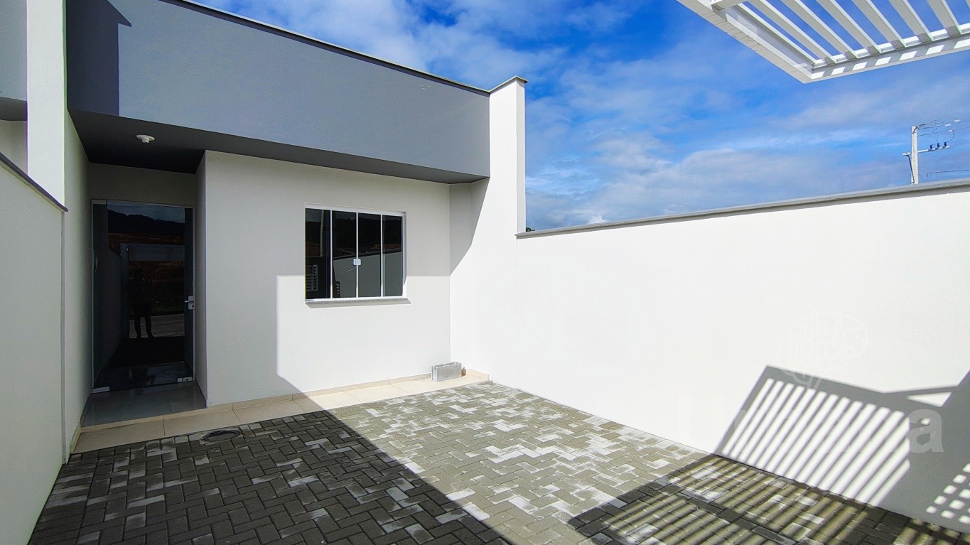 Casa terrea com 2 quartos no bairro Três Rios do Norte em Jaraguá do Sul