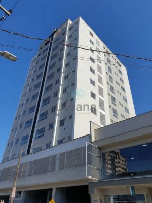 Apartamento com 3 suítes no Centro de Jaraguá do Sul