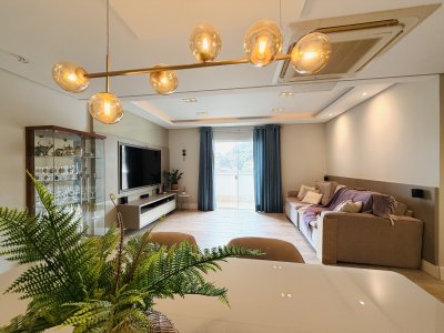 Apartamento semimobiliado no Vila Nova - Jaraguá do Sul | Imobiliária Urbana